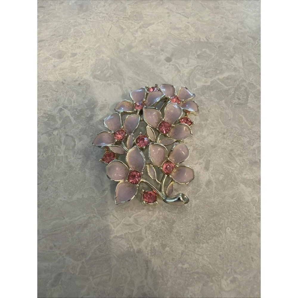Sara Coventry Vintage Flower Brooch Silver Tone Rhinestones